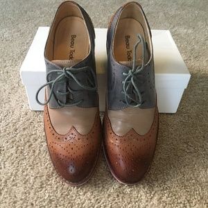 Beau Today Oxfords